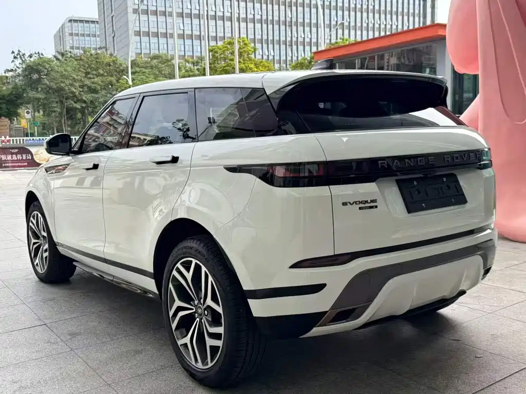 Land Rover Evoque 2020 — фото 7