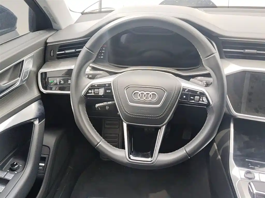 Audi A6L 2024 — фото 11