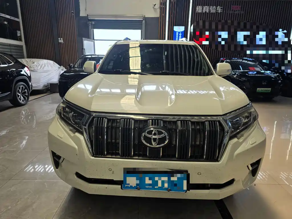 Toyota Prado 2019
