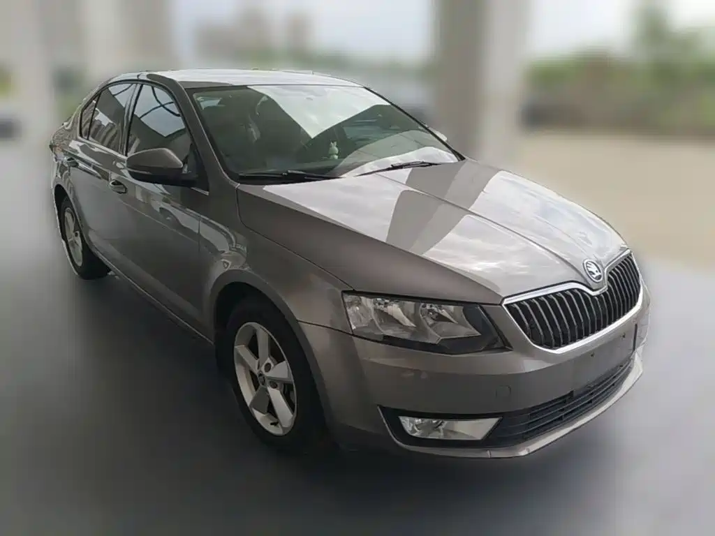 Skoda Octavia 2015 — фото 7