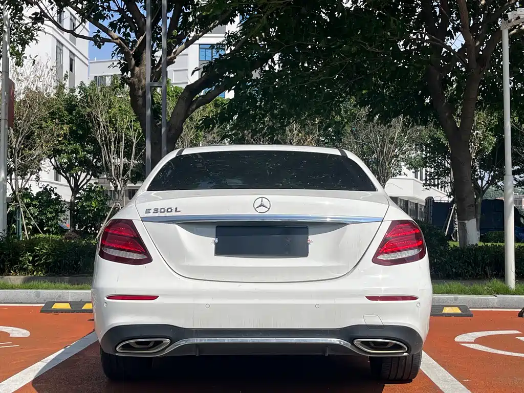 Mercedes-Benz E-Class 2018 — фото 8