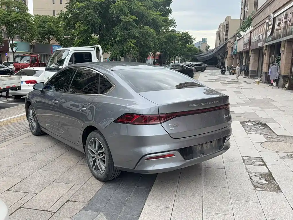 BYD Qin PLUS 2022 — фото 12