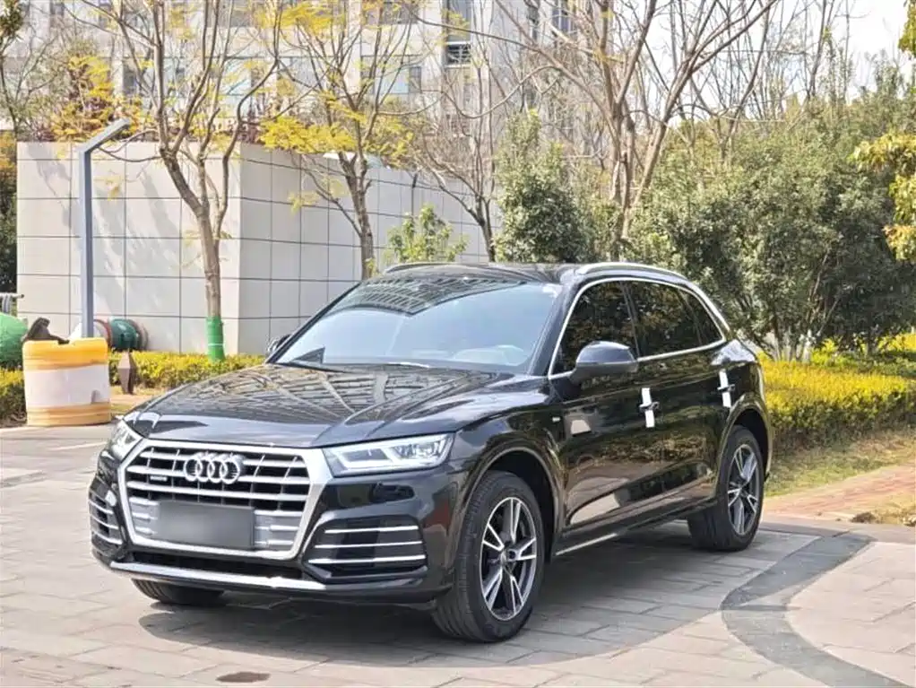 Audi Q5L 2019 — фото 2