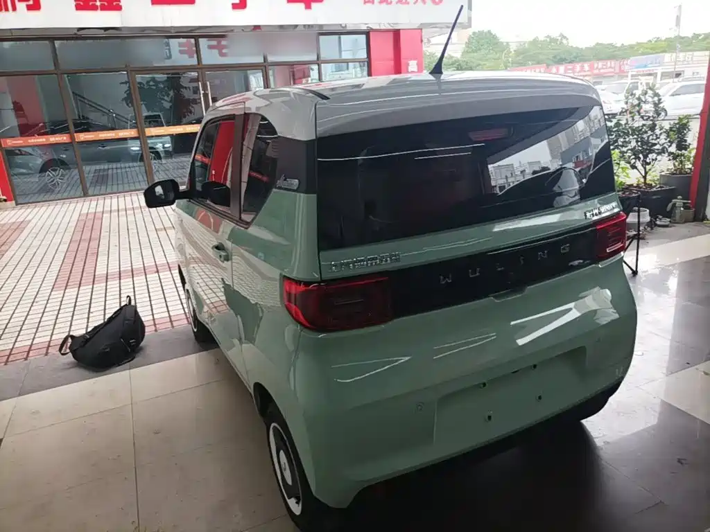Wuling MINIEV 2021