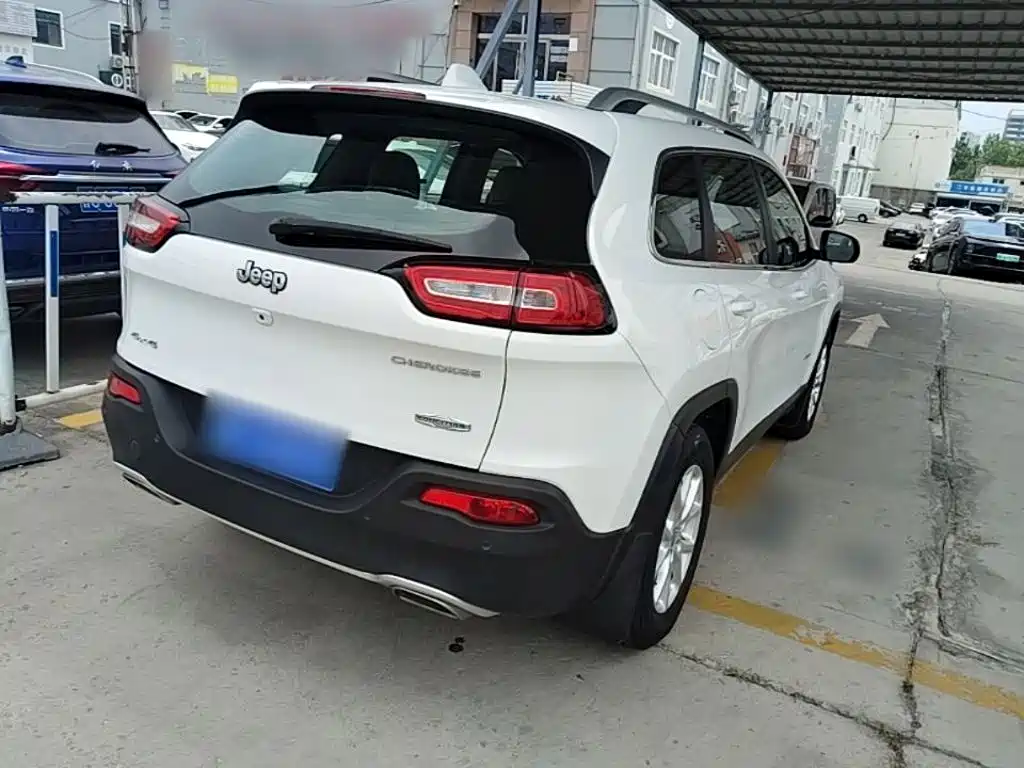 Jeep Cherokee 2016