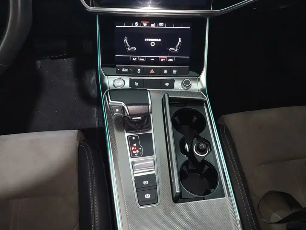 Audi A6L 2020 — фото 14