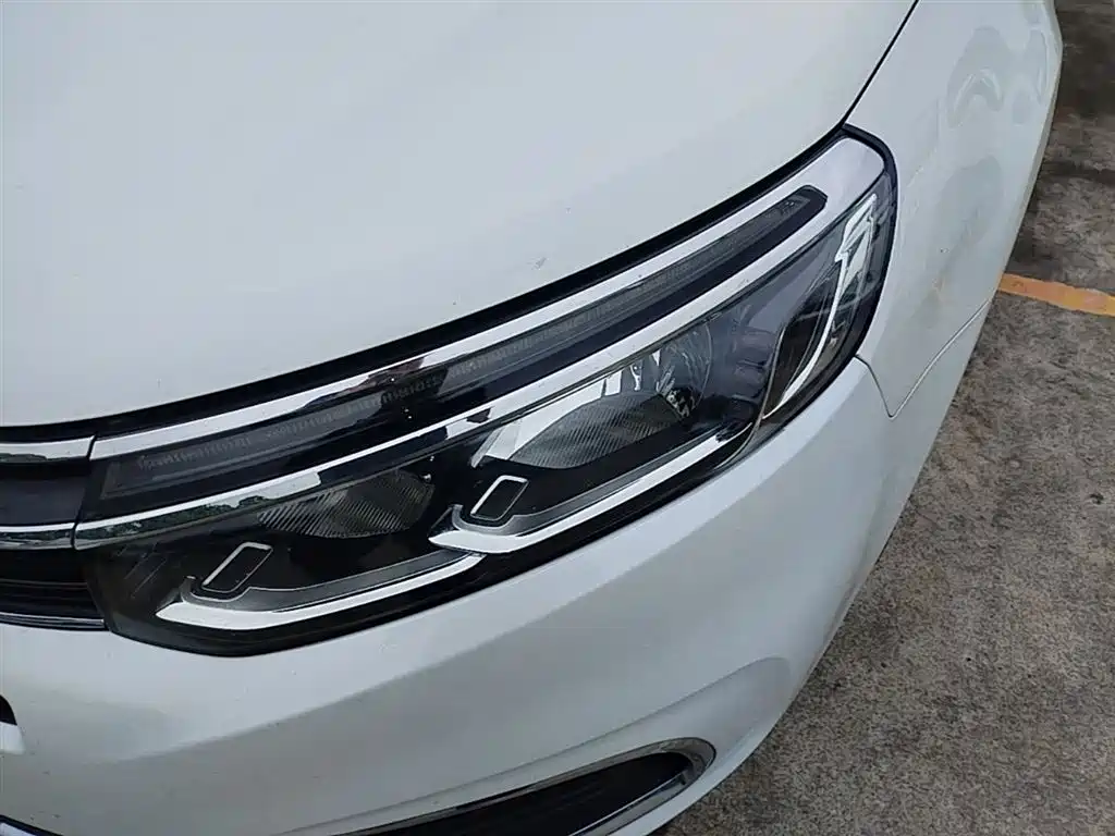 Citroen C5 2017 — фото 24