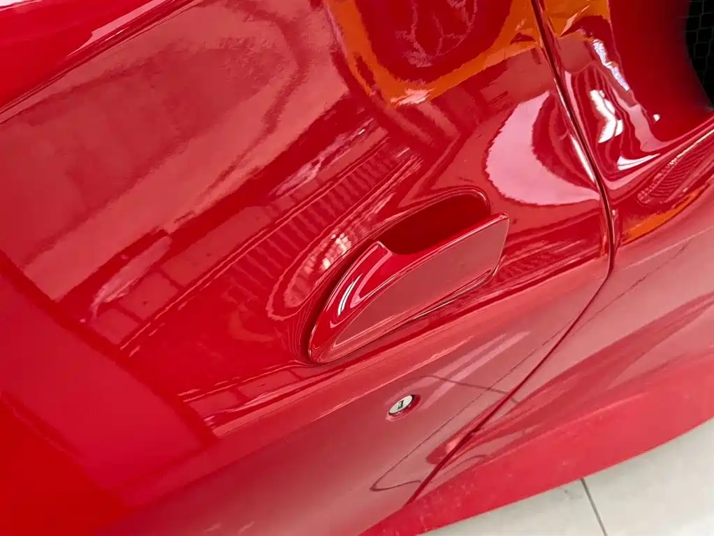 Ferrari F8 2021 — фото 10