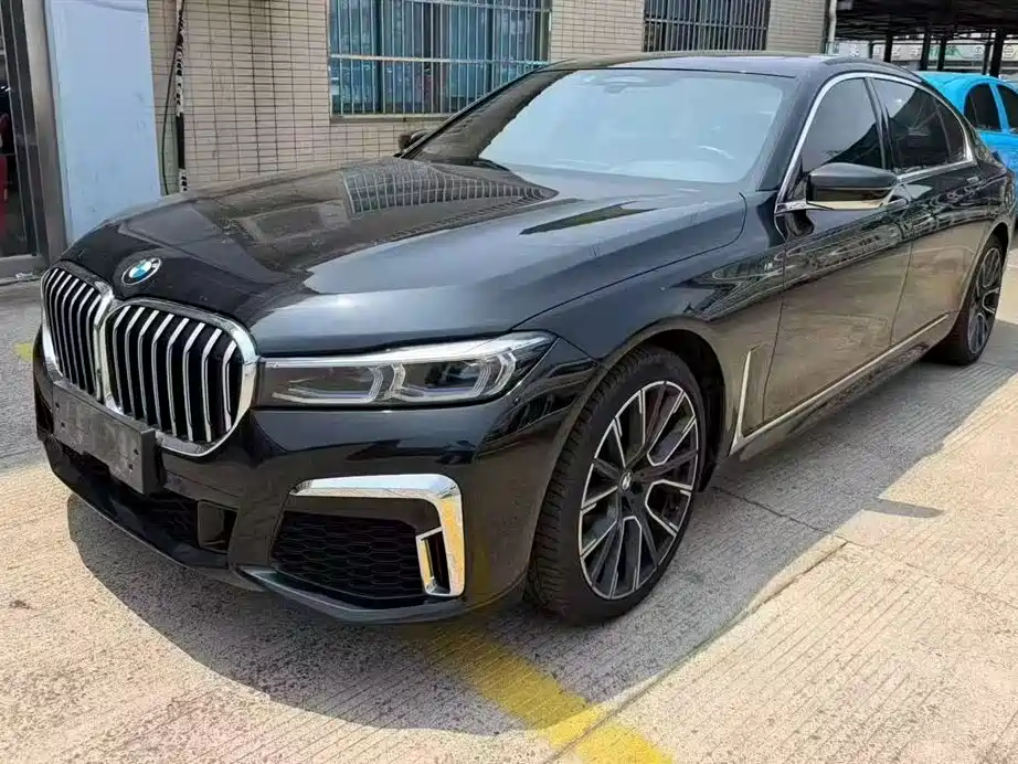 BMW 7 Series 2021