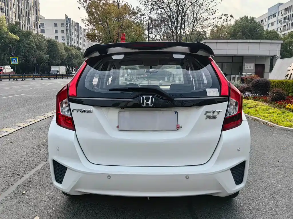 Honda Fit 2017 — фото 8