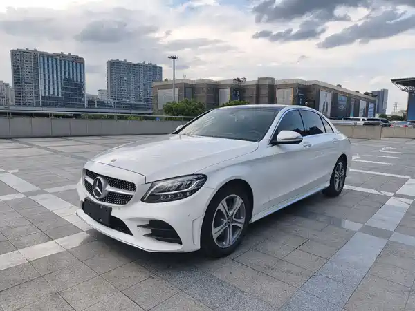 Mercedes-Benz C-Class 2020