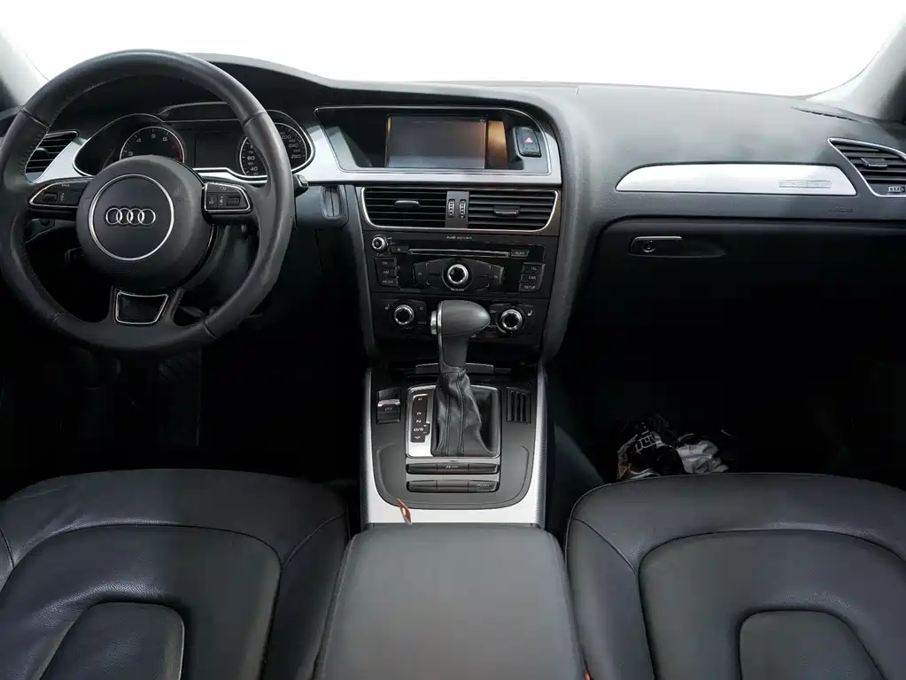 Audi A4 2013 — фото 4
