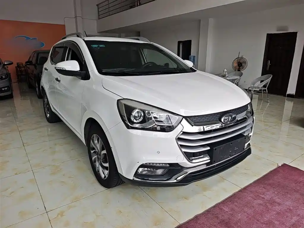 JAC Refine S2 2017 — фото 4