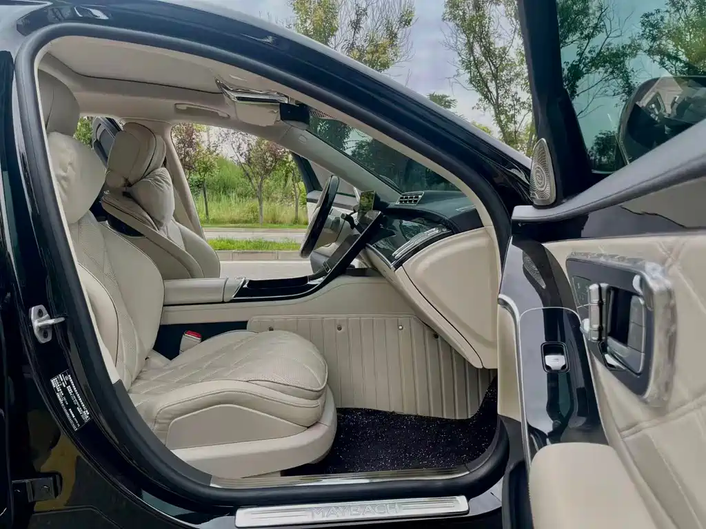 Mercedes-Benz S-Class 2025 — фото 3