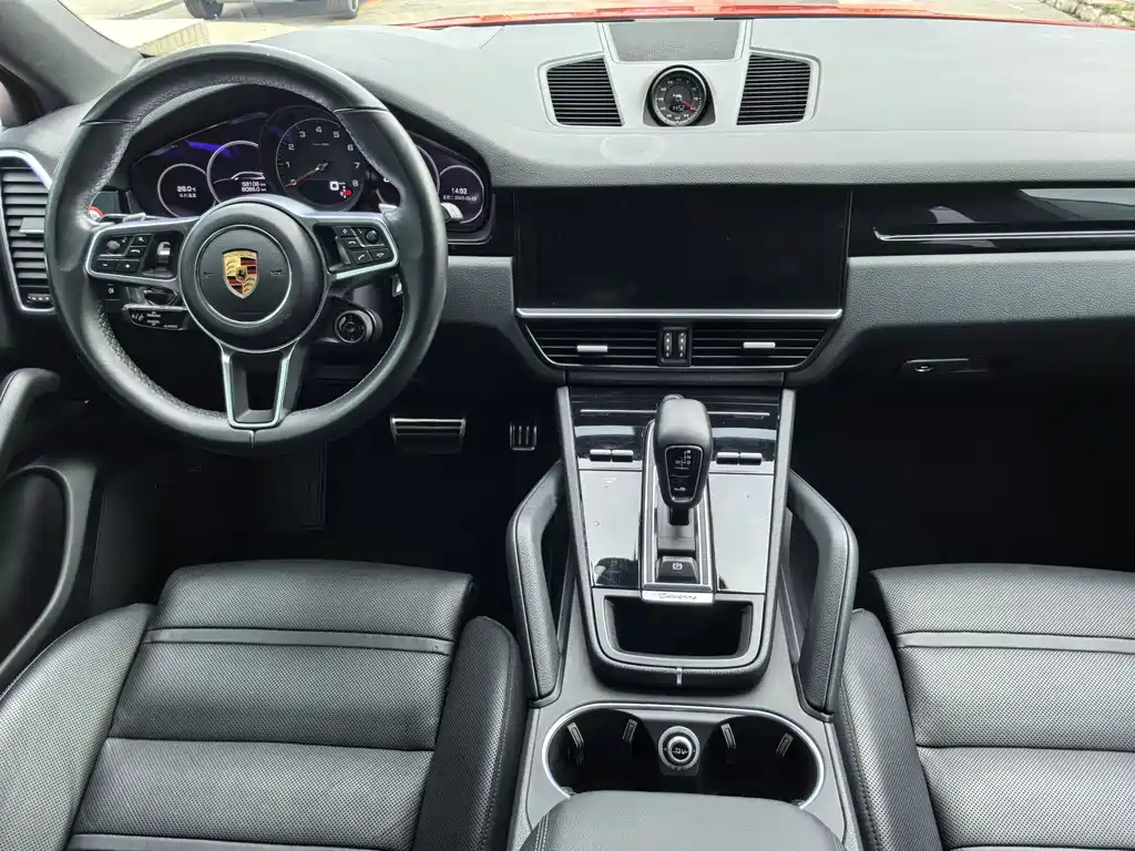 Porsche Cayenne 2020 — фото 11