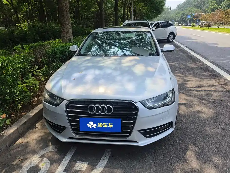 Audi A4L 2016