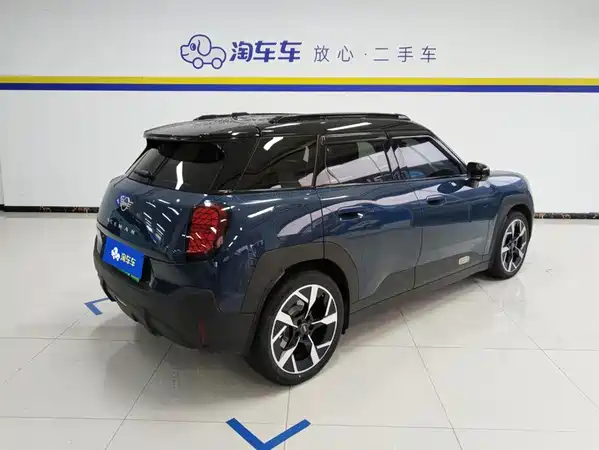 MINI Aceman 2024