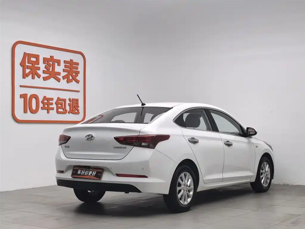Hyundai Verna 2017 — фото 2