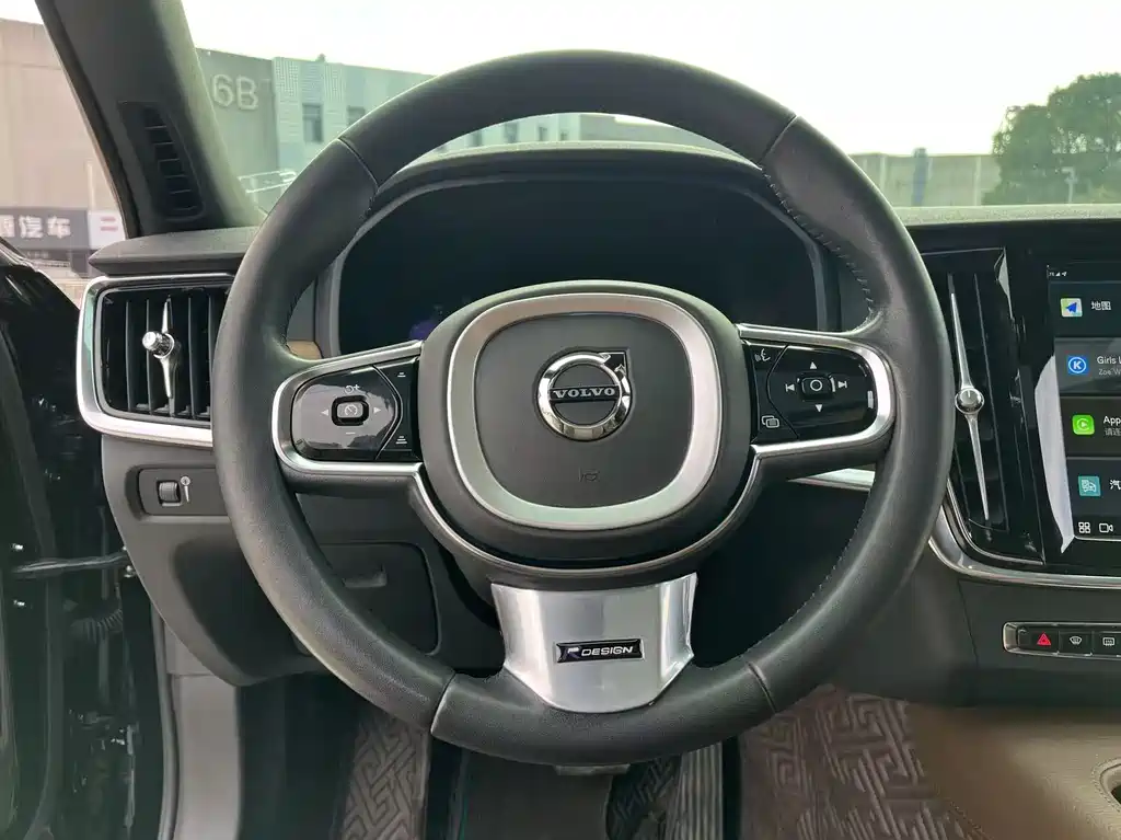 Volvo S90 2022 — фото 31