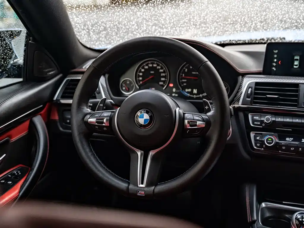 BMW M4 2017 — фото 10