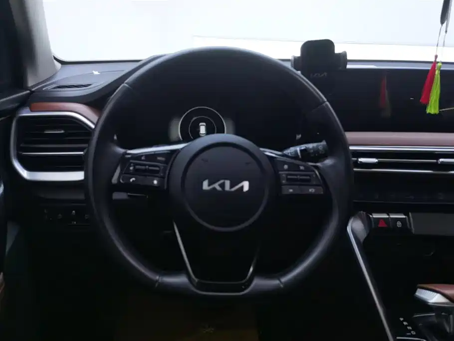 Kia Sportage 2022 — фото 15