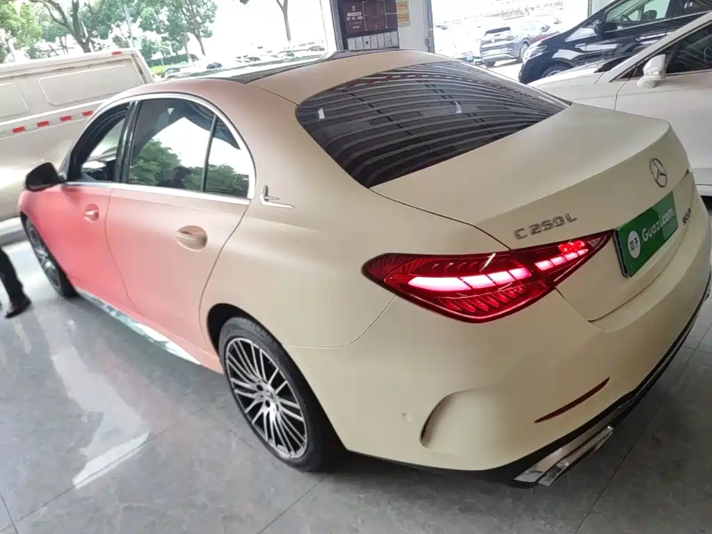 Mercedes-Benz C-Class 2025