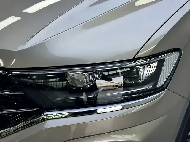 Volkswagen T-Roc 2020 — фото 12