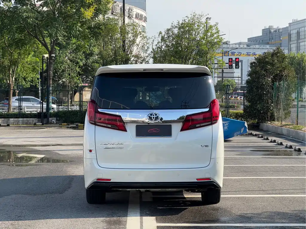 Toyota Alphard 2018 — фото 4