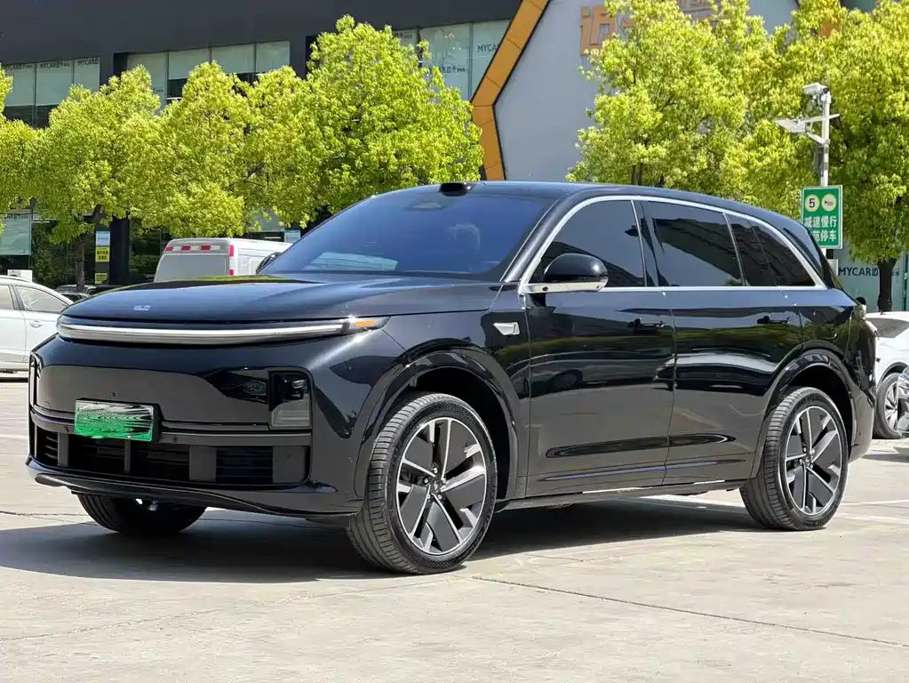 Li Auto Li L7 2025