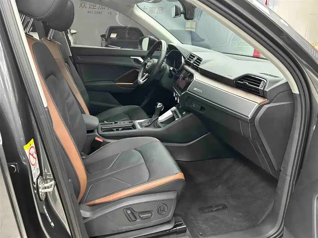 Audi Q3 2023 — фото 13