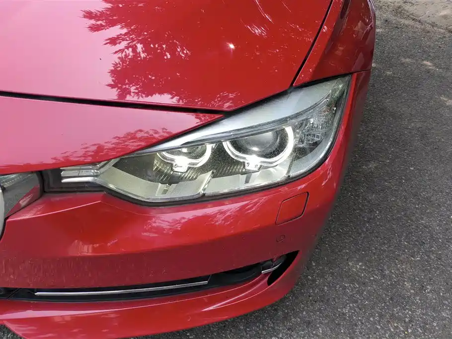 BMW 3 Series 2012