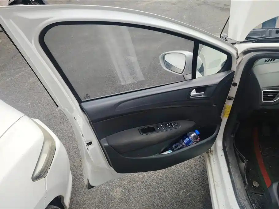 Peugeot 308 2016