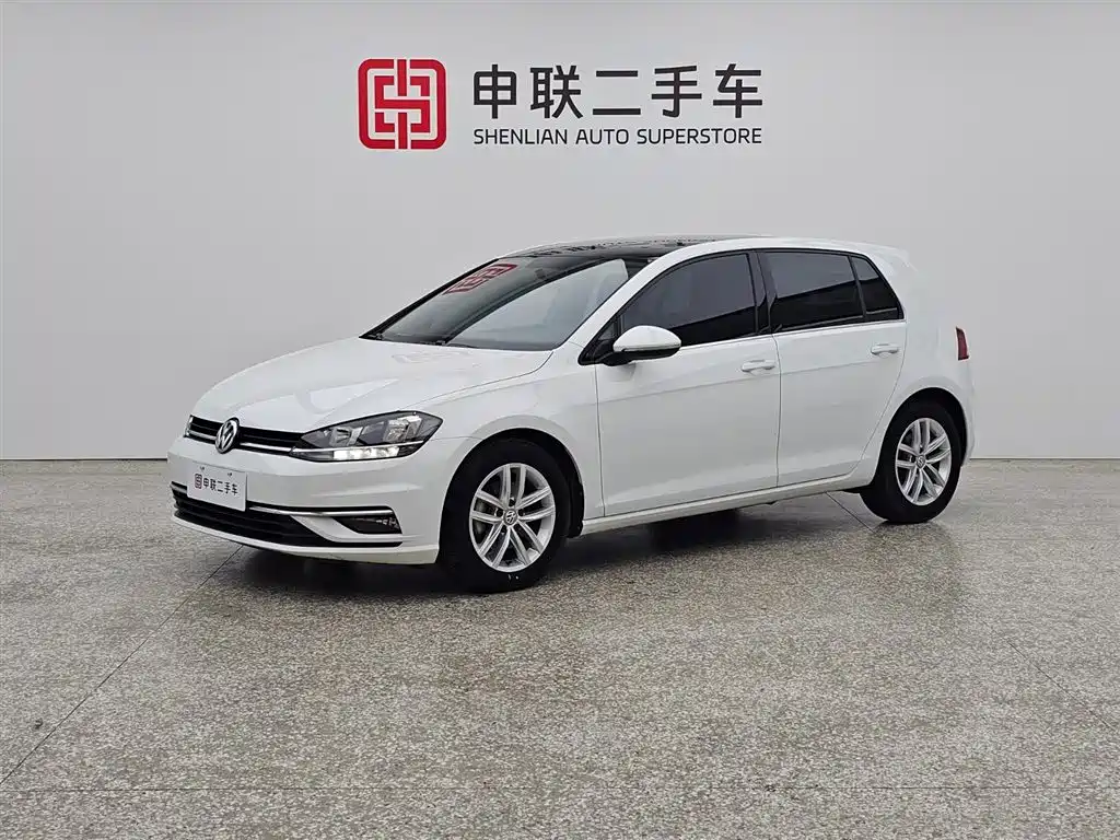Volkswagen Golf 2019 — фото 1