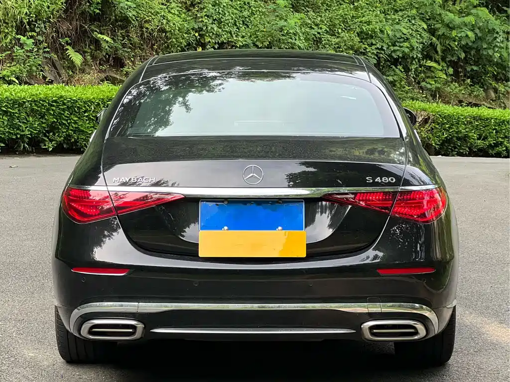Mercedes-Benz S-Class 2025
