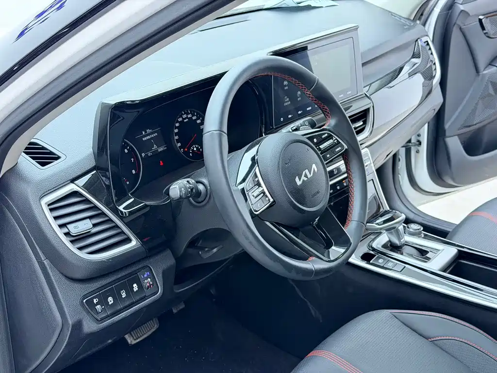 Kia KX3 2023 — фото 9