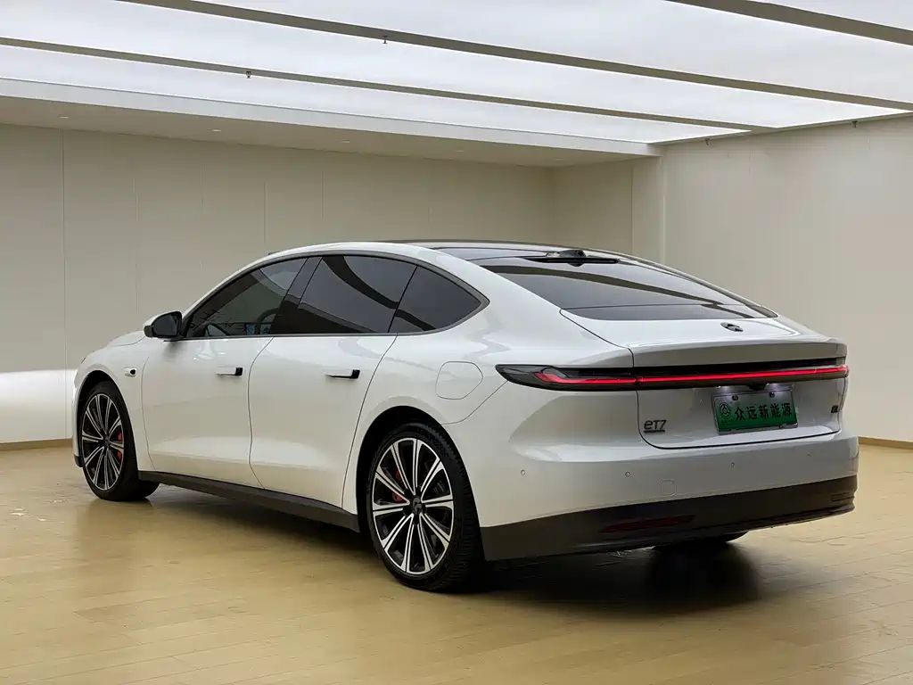 NIO ET7 2024