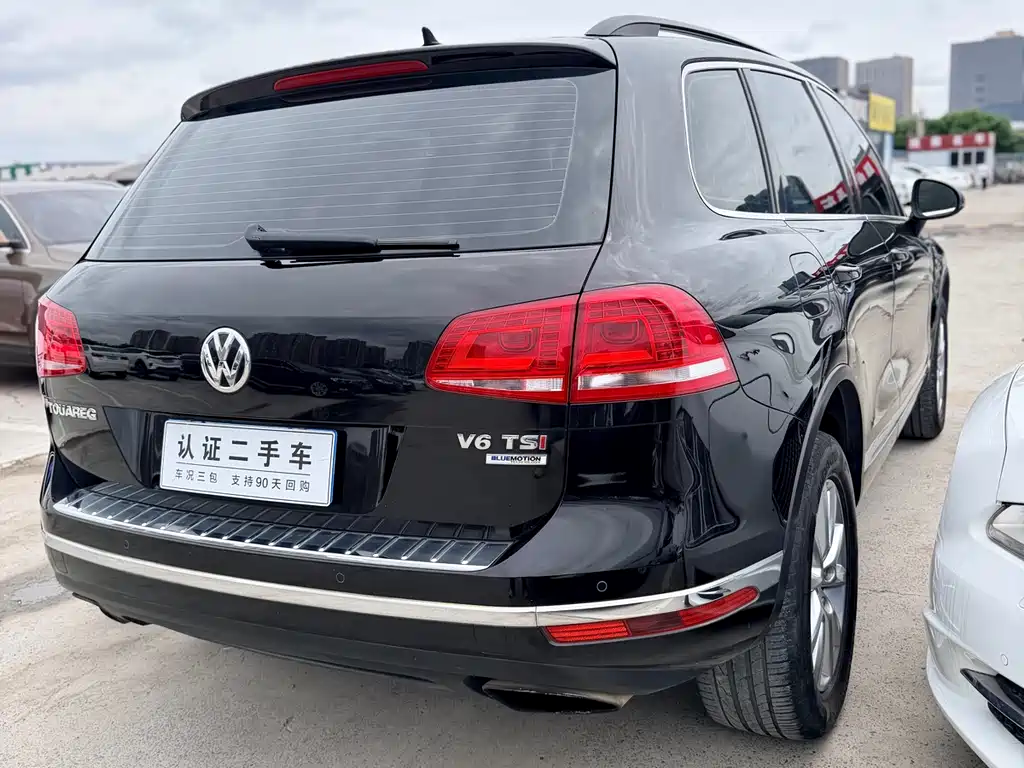 Volkswagen Touareg 2016 — фото 6