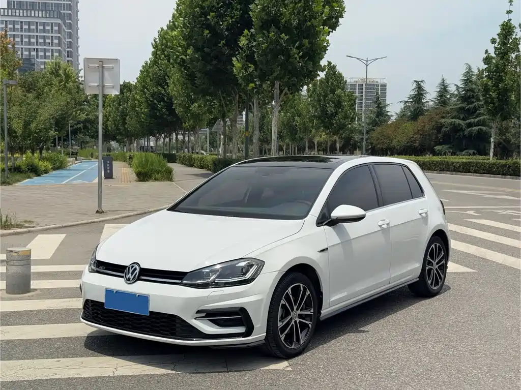 Volkswagen Golf 2020