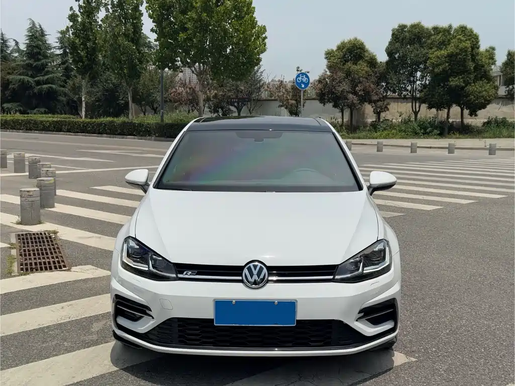 Volkswagen Golf 2020