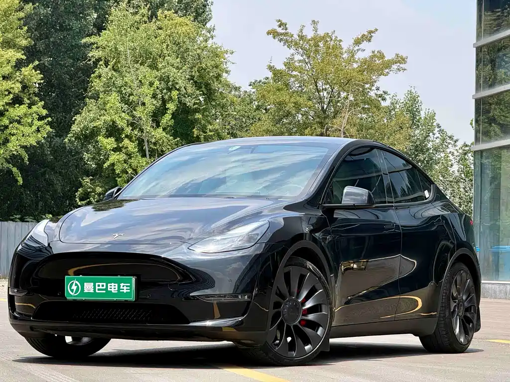 Tesla Model Y 2022 — фото 1