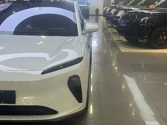 NIO ET5T 2025