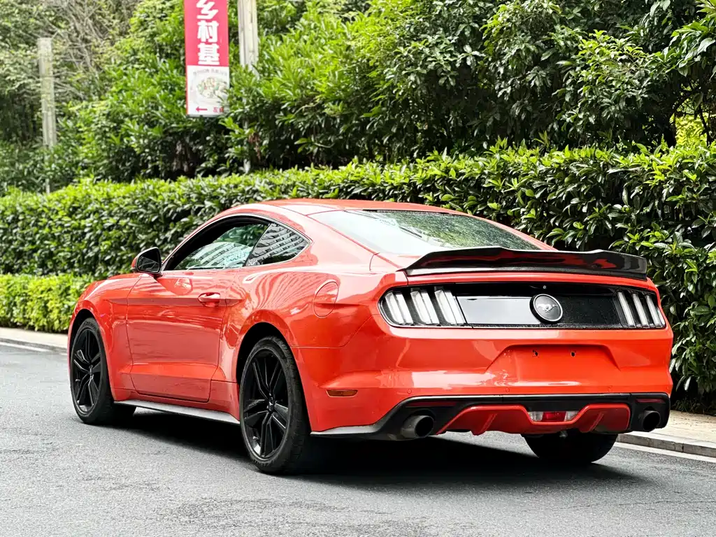Ford Mustang 2015 — фото 4