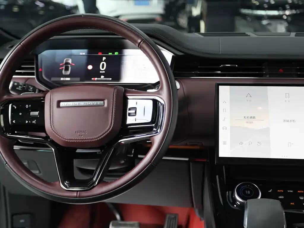 Land Rover Sport 2023 — фото 12