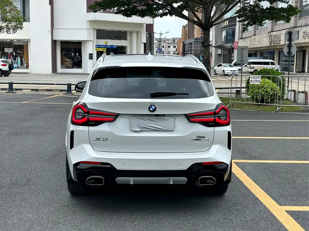 BMW X3 2022 — фото 9