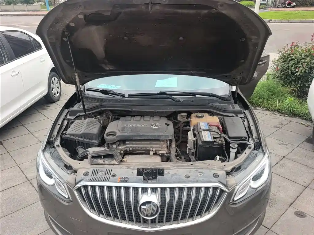 Buick Excelle 2015 — фото 20