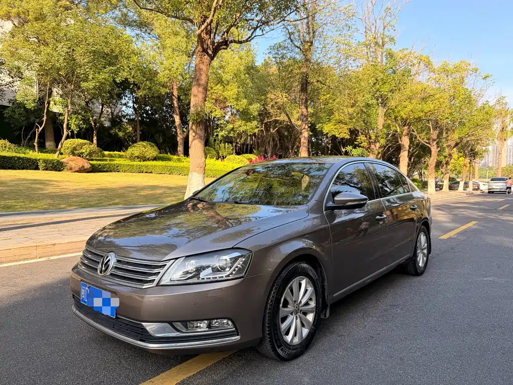 Volkswagen Magotan 2016