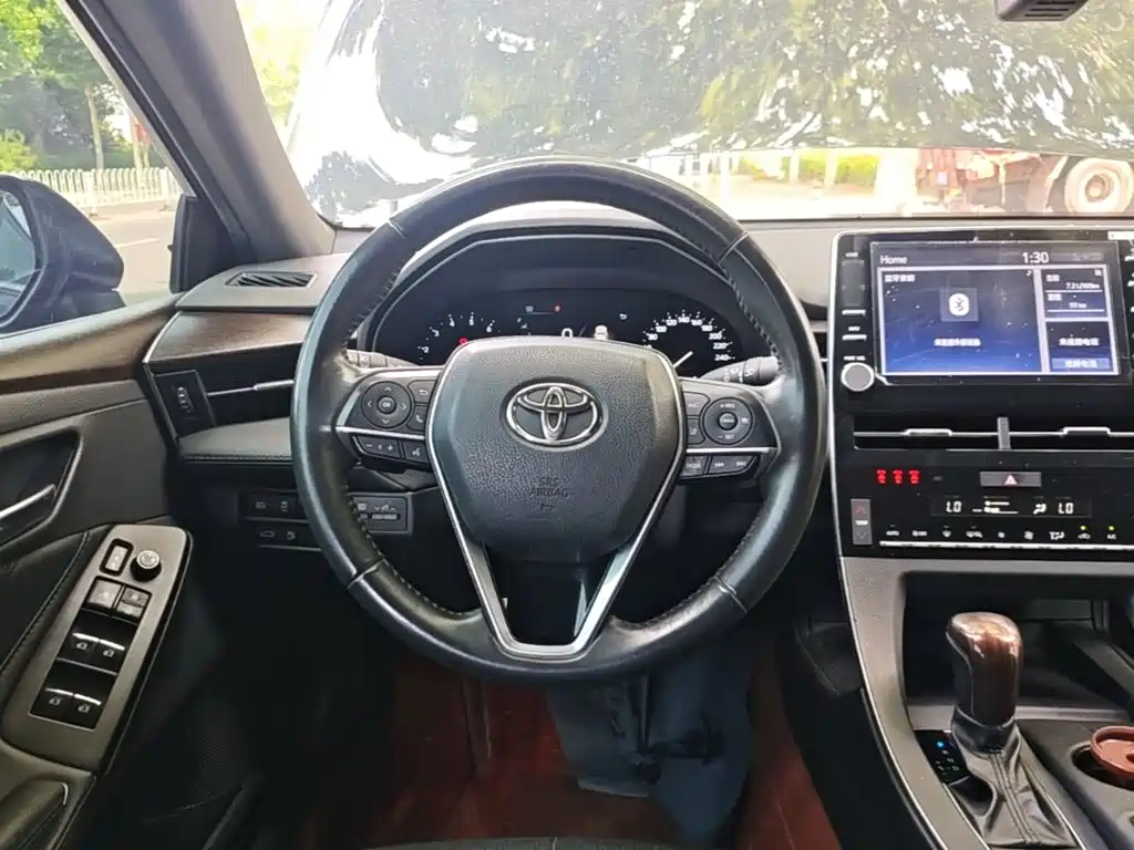 Toyota Avalon 2021 — фото 11