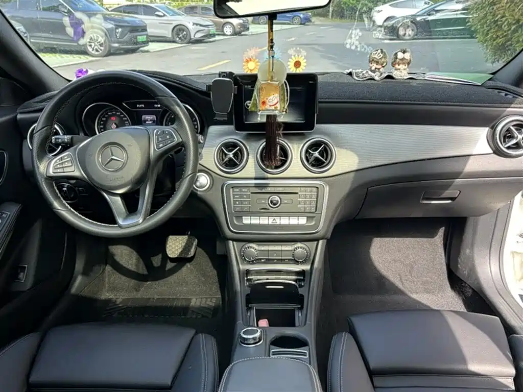 Mercedes-Benz CLA 2017 — фото 6