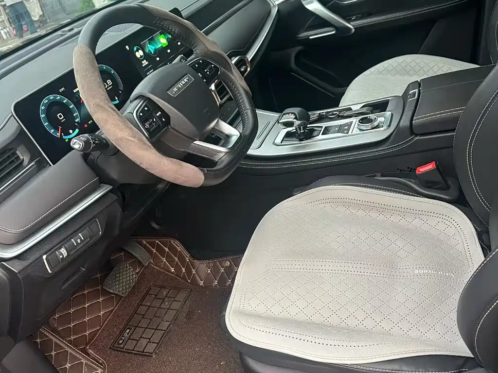 Jetour X70 PLUS 2023