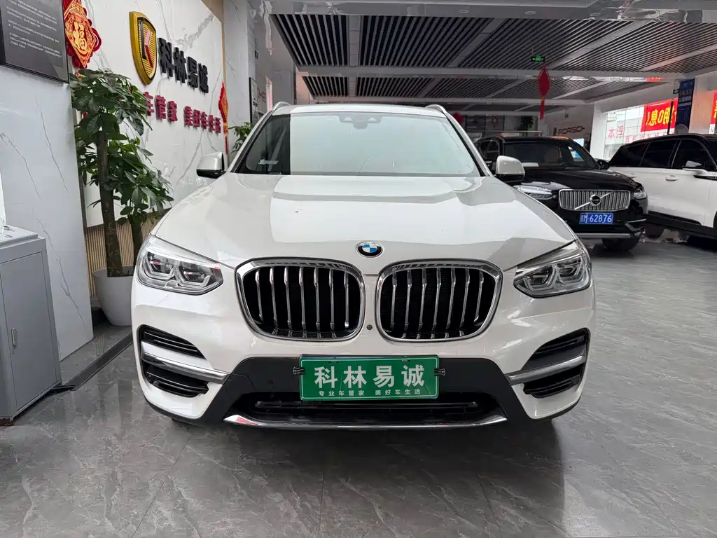 BMW X3 2020 — фото 2